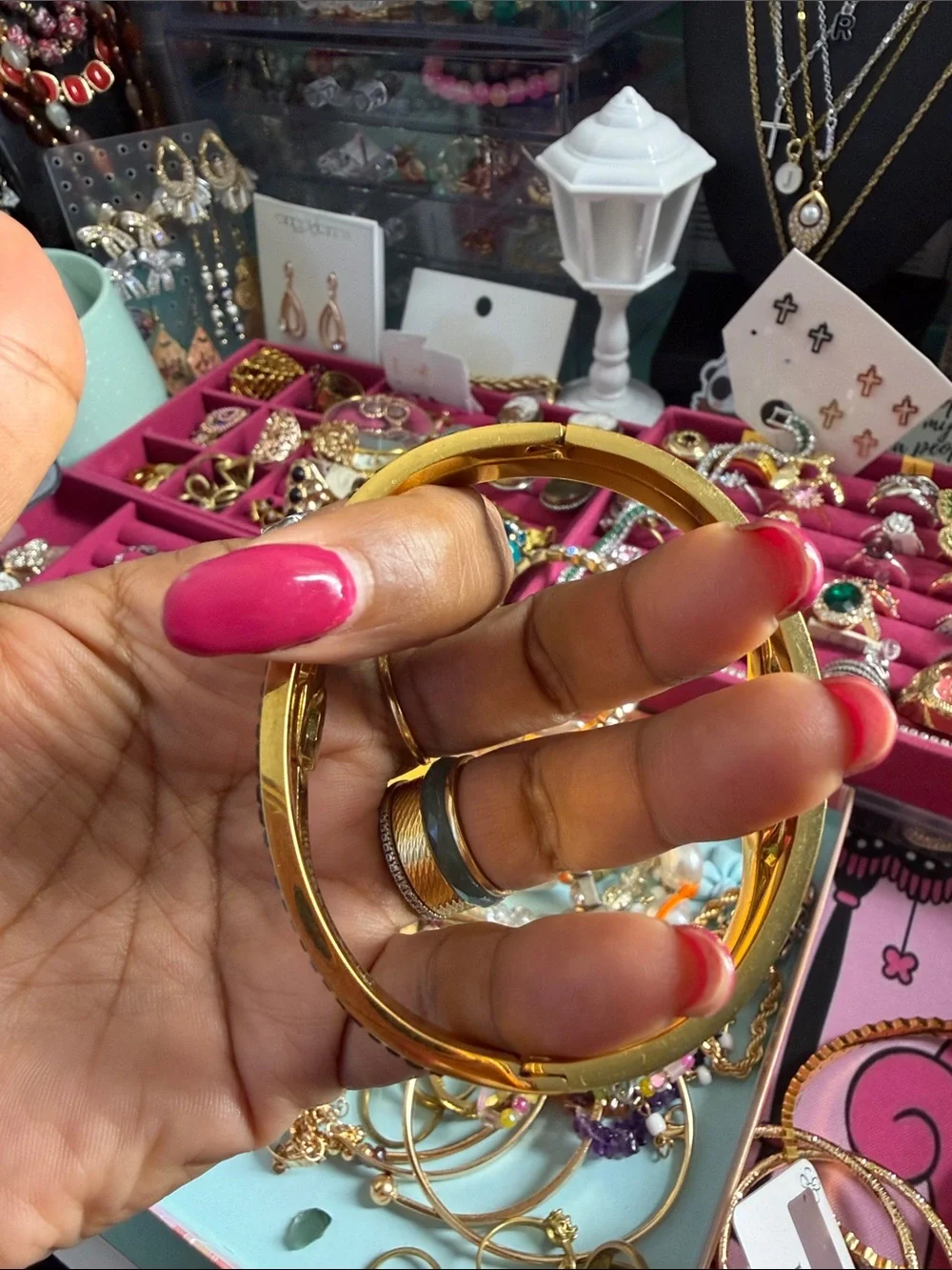 Gold-Plated Green Stone Bangle Bracelet Set